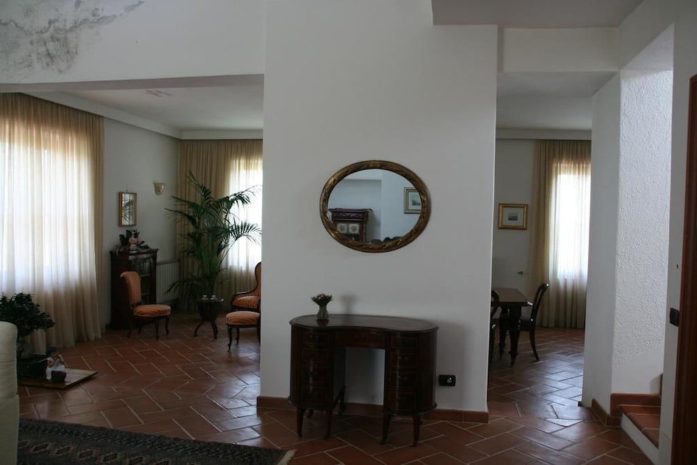 B&B Li Fringi