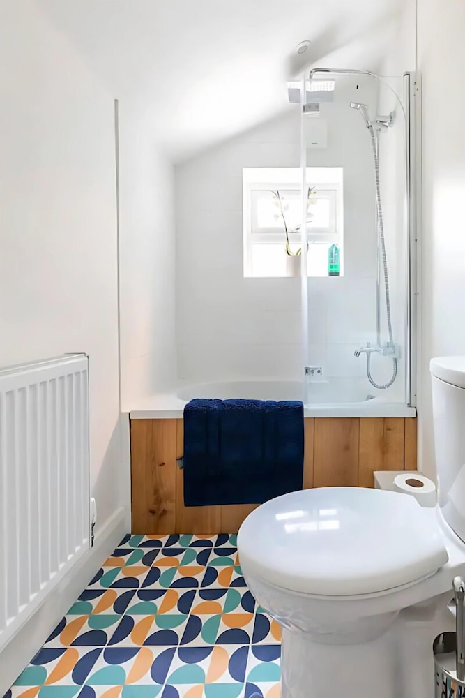Stanley Road - Modern Flat in Oxford