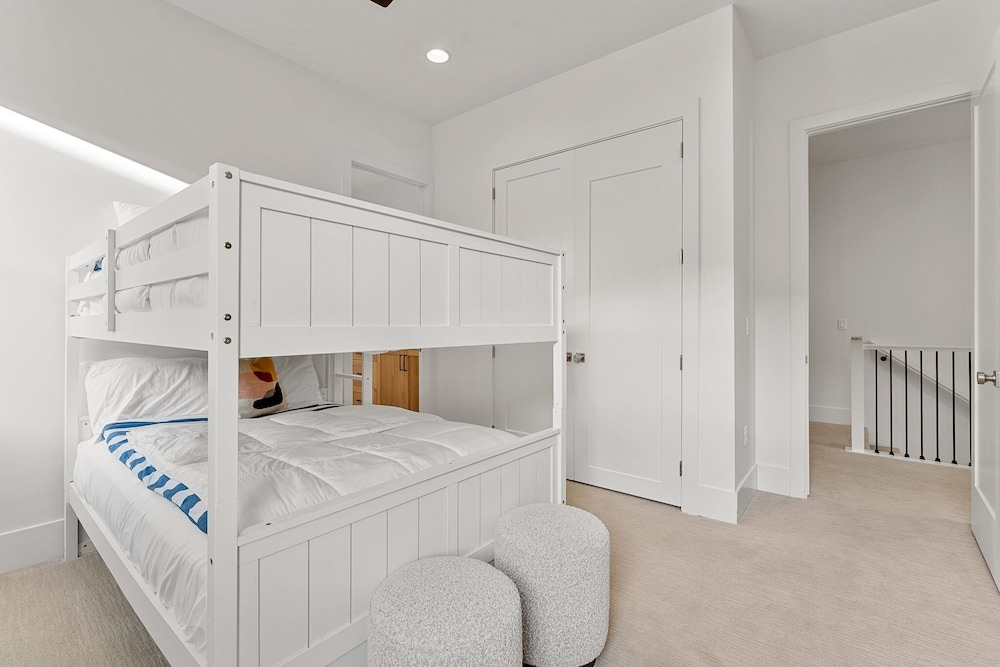 Villa #30 At Bloomington Country Club - Red Cliffs 4 Bedroom Townhouse