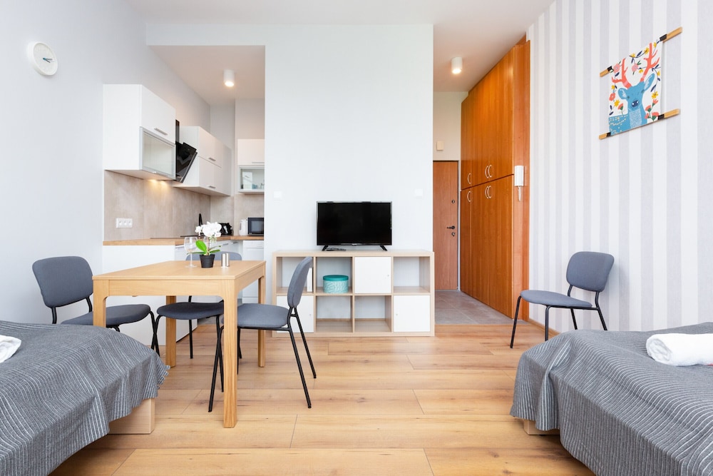 Studio Puławska Warszawa by Renters view 4