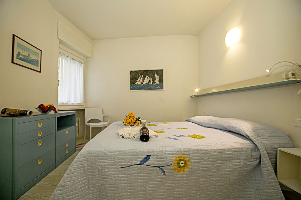Riva Lago e Spiaggia Apartment 3 view 4