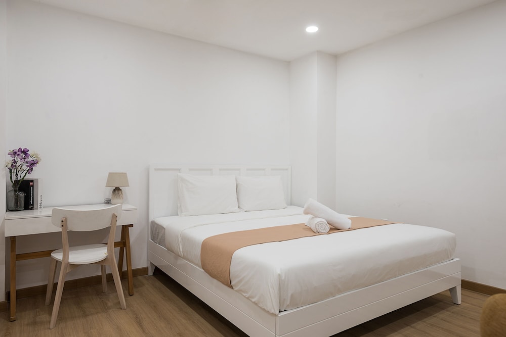 Cozrum Homes May's House