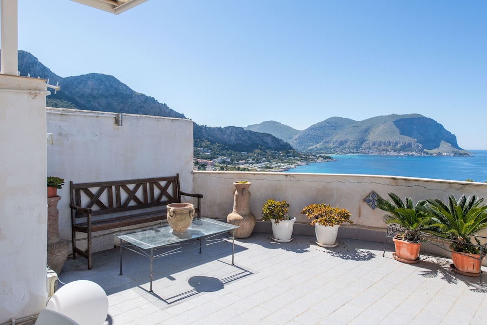 Casa Annibale con Vista Mare by Wonderful Italy