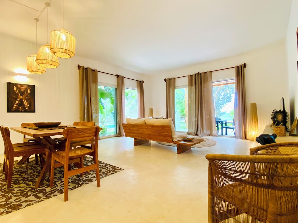 Luxury Lions Villas Zanzibar - with Private Cook&Infinity Pools