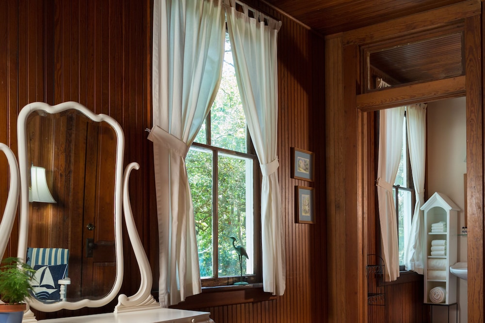 Magnolia Springs B&B