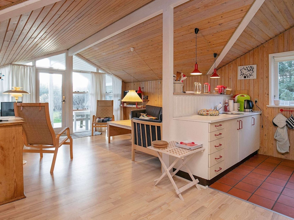 Peaceful Holiday Home in Løkken Near the Ocean view 3