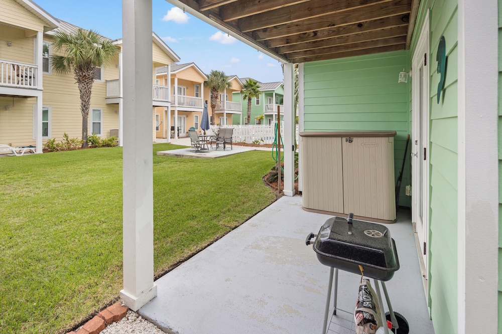 Sago by the Sea: 2-bed, 2.5-bath Retreat Steps From the Beach, Sleeps 7!