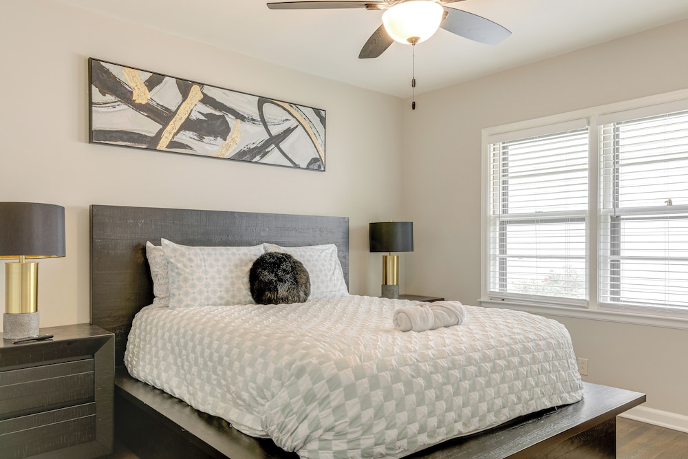 Updated Piedmont Heights Apt - 5 Mi to Dtwn Atl!