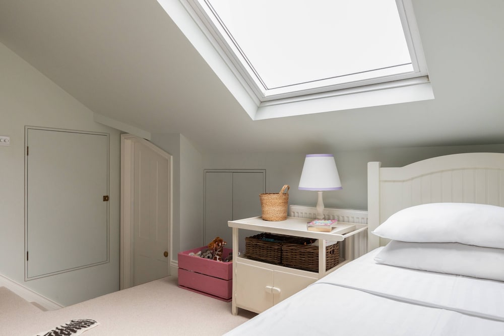 Brewster Gardens III by Onefinestay