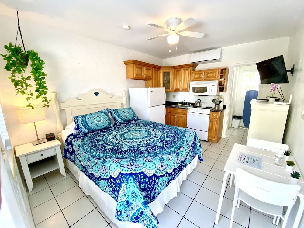 Southwinds 8 for 2 Steps to Beach Boardwalk