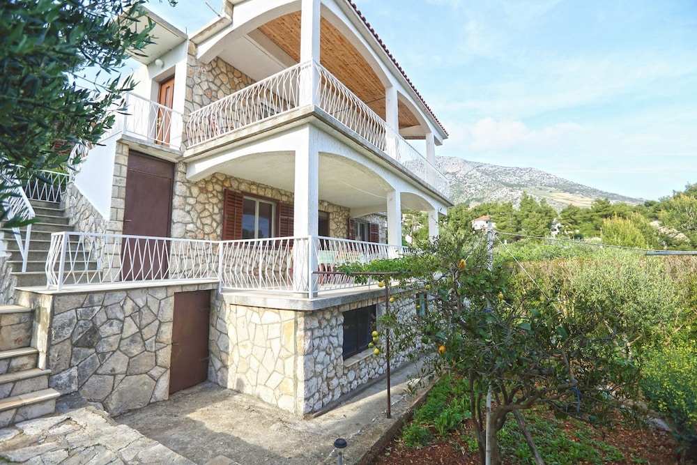 Ivan - 60m From the sea - A2 view 4