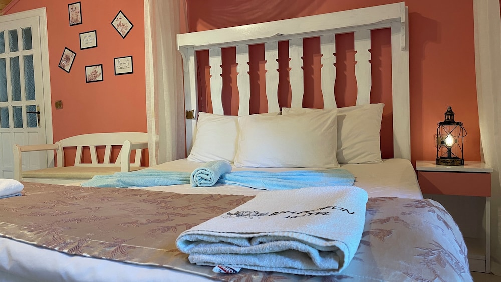 Bellerofon Hotel