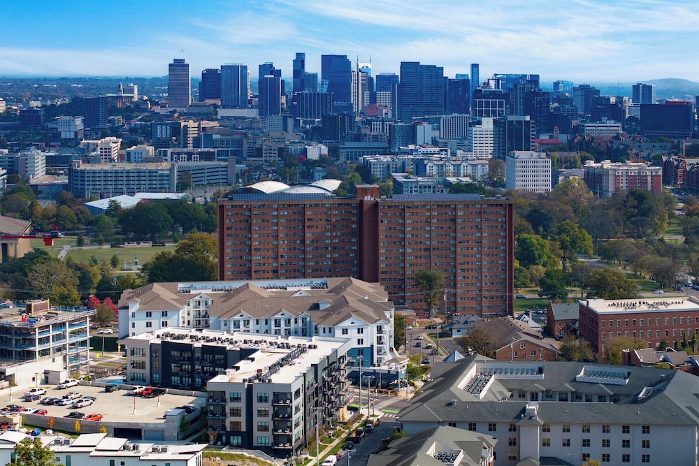 The Odyssey Apartments – by AvantStay Designer Stay in Midtown