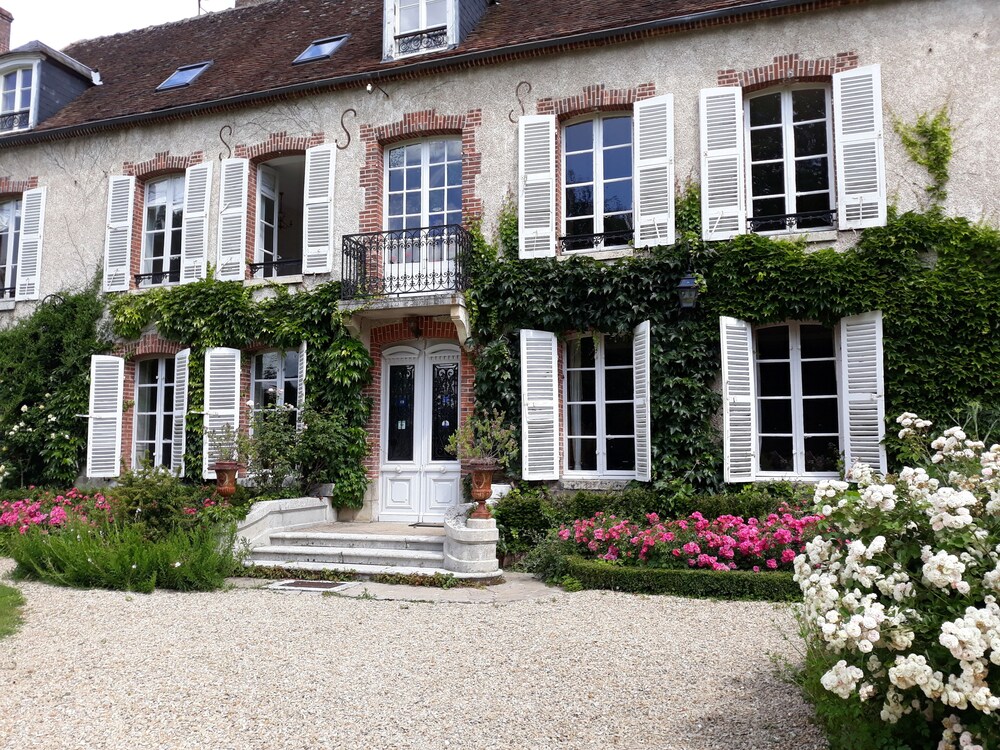 Le Clos Saint Nicolas view 3