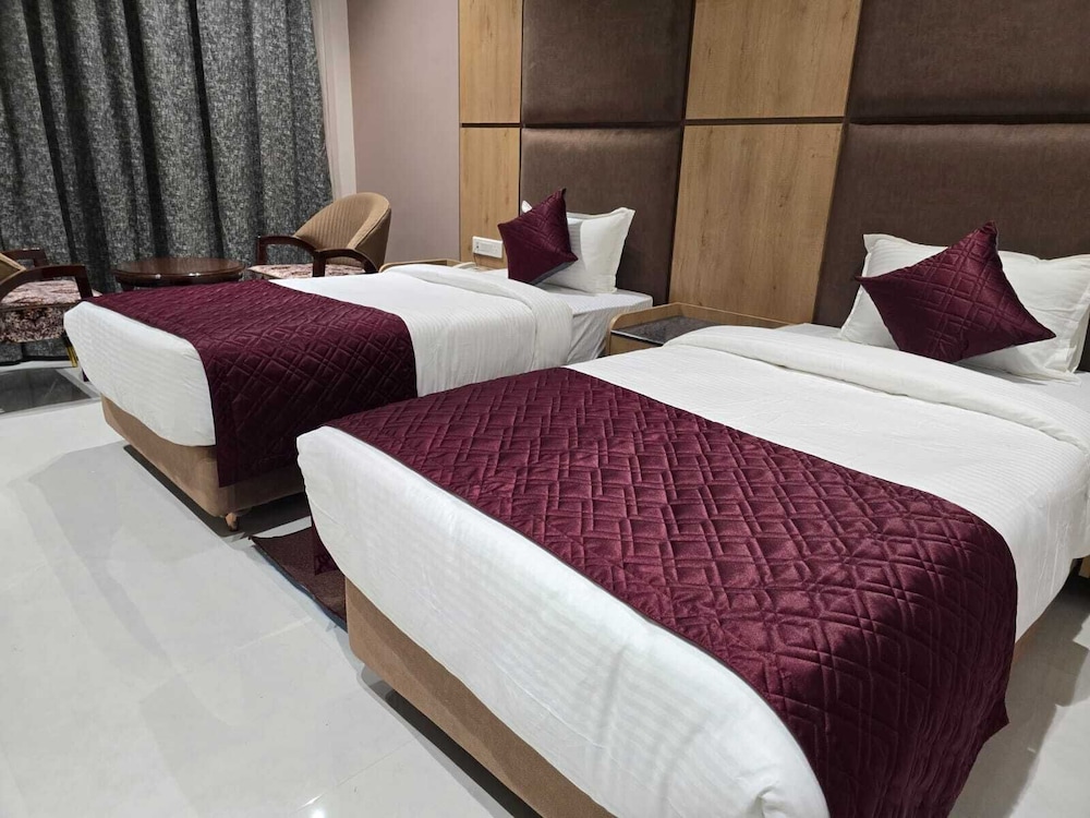Nirvana Grand Hotel & Resort