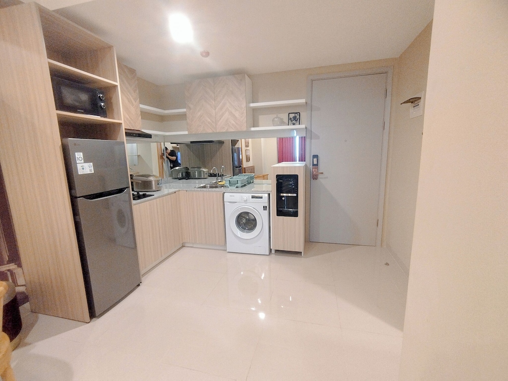 Strategic 2Br At Grand Sungkono Lagoon Apartment