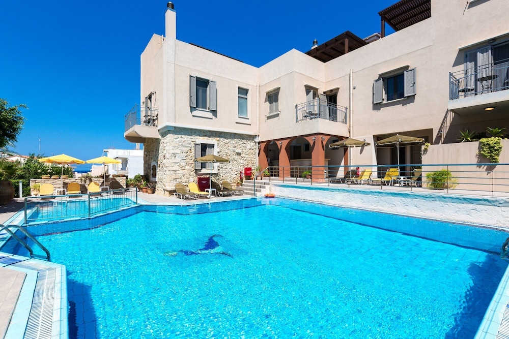 Philoxenia Residences