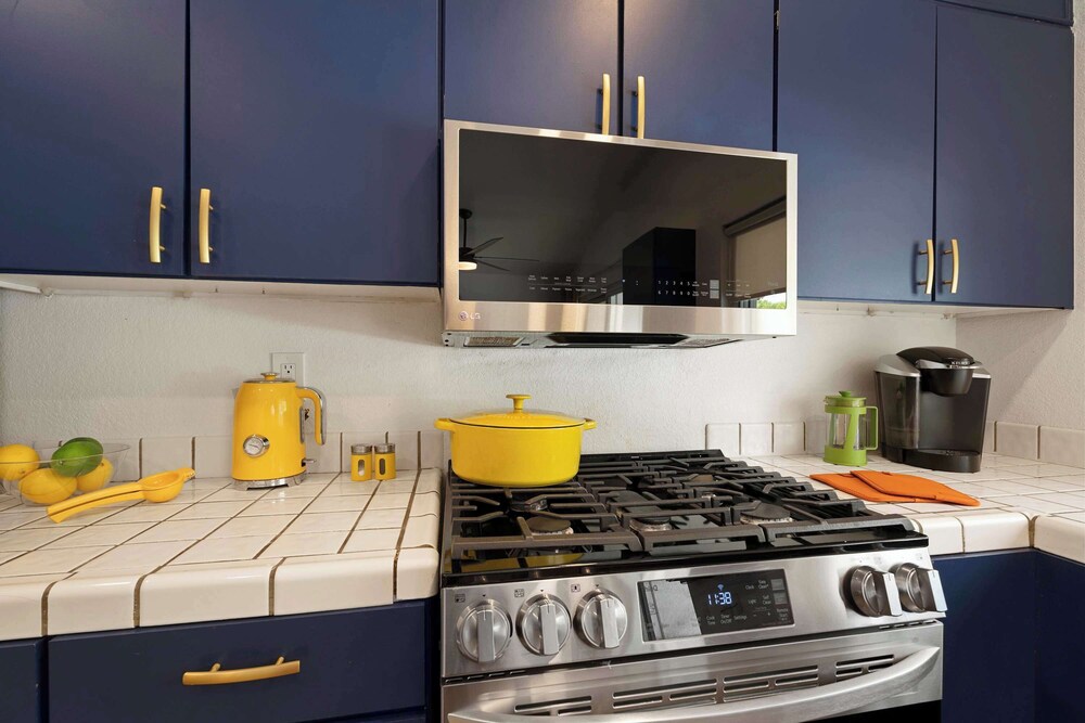 Hacienda Hideaway-3bd Great for Families
