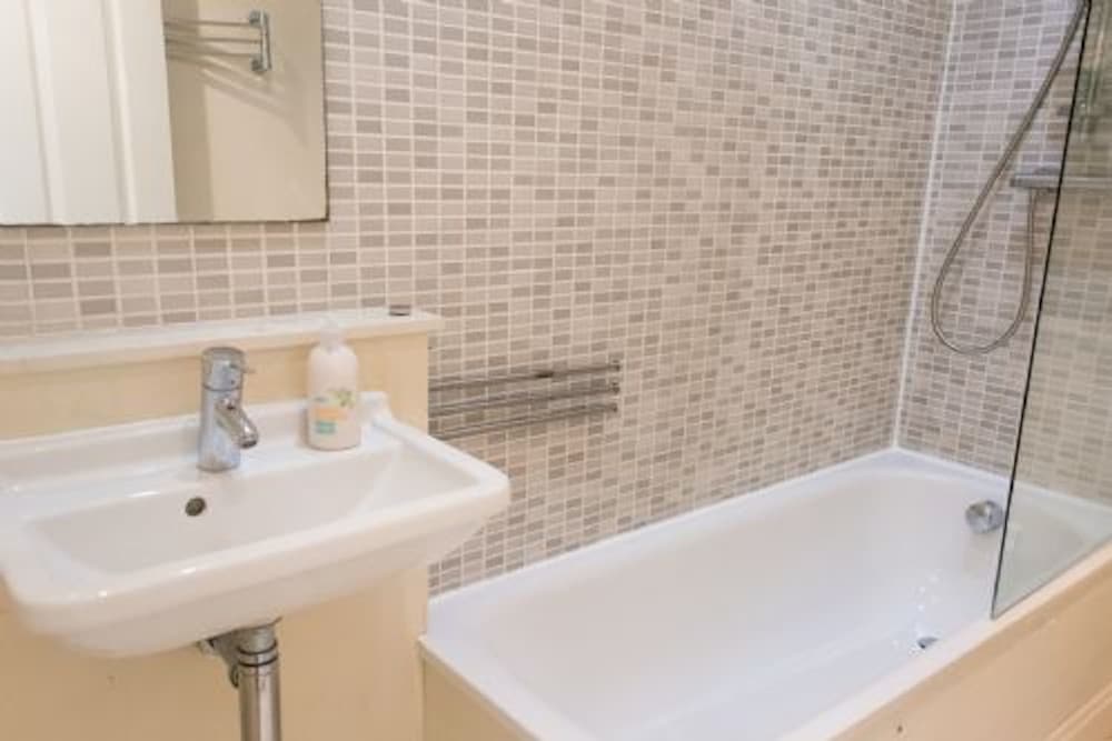 Host Stay Apartment 5 York Terrace