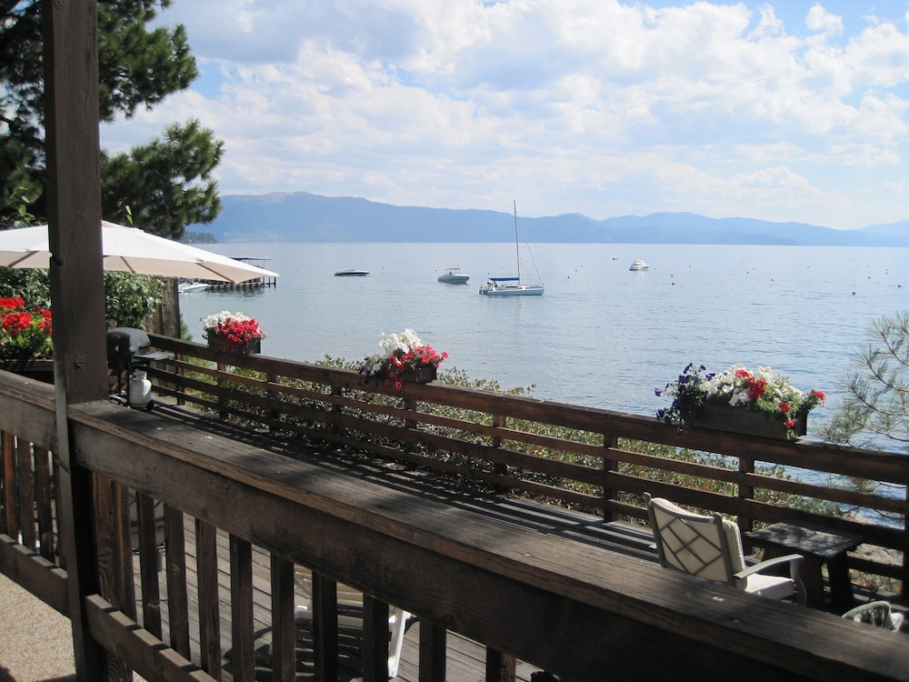 Holiday House view 4