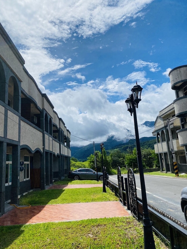 Spring Hall view 4