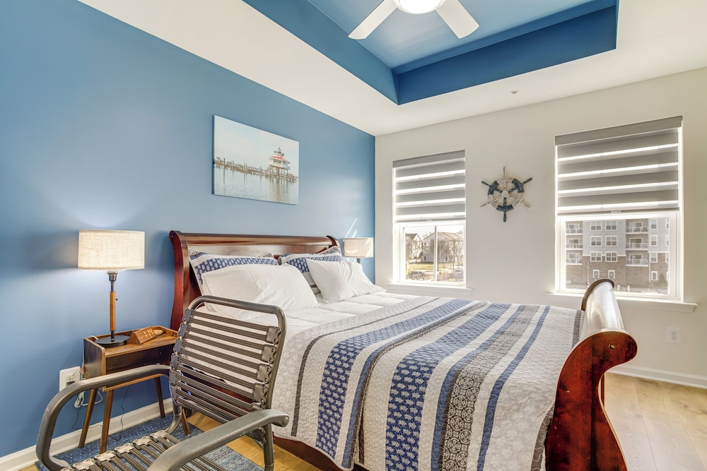 Walk to Dtwn: Waterfront Eastern Shore Townhome!