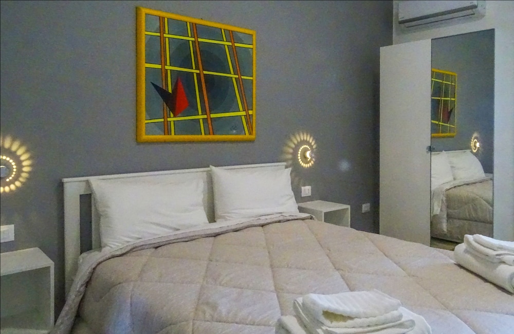 Quadrifoglio Verde en Syracuse — hotel room