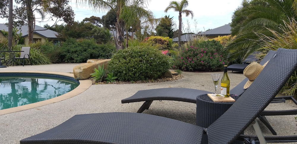 Island Cove Villas