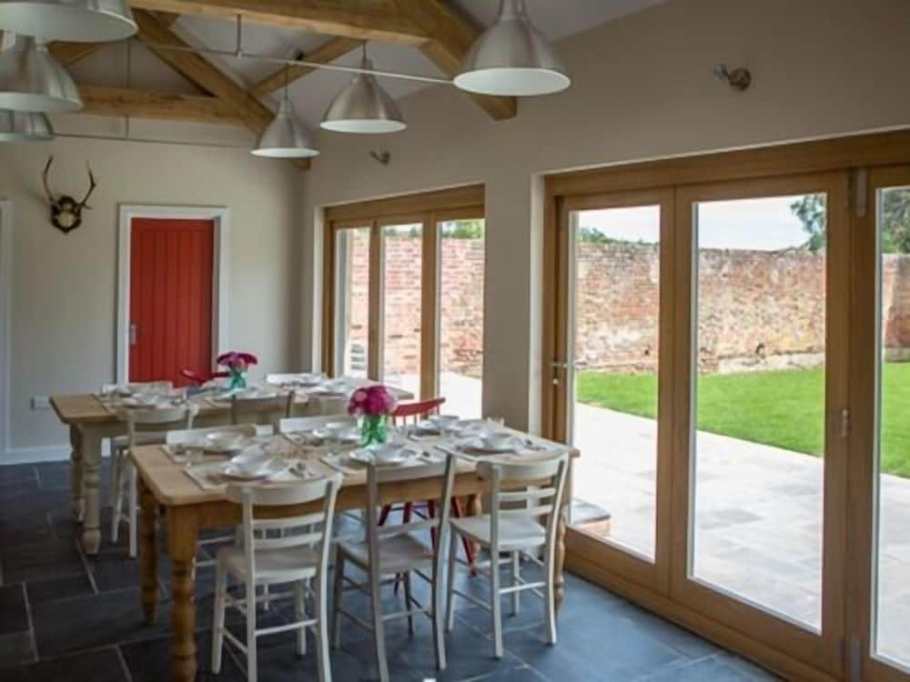 Trustans Barn