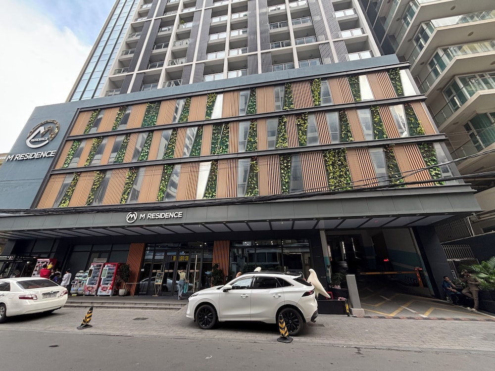 M Residence-Cozy Stay by Soben Homes