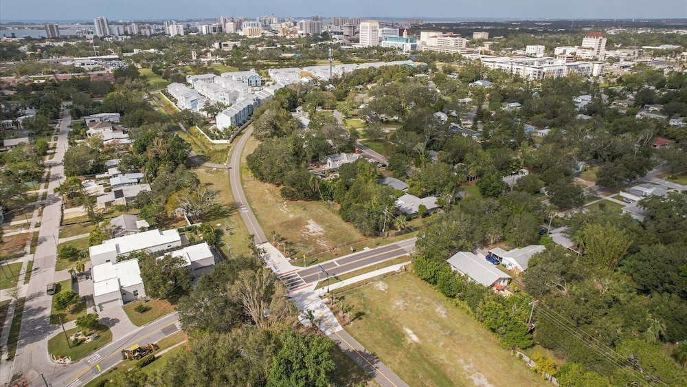 2400 Novus Street view 4