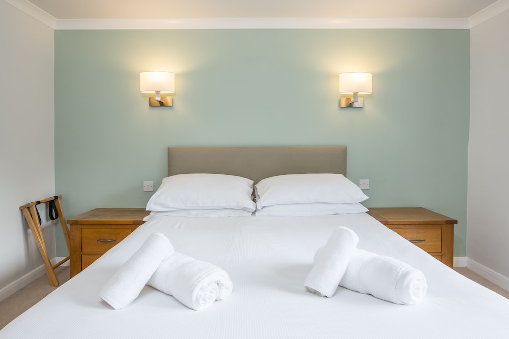 Trewern Arms Hotel