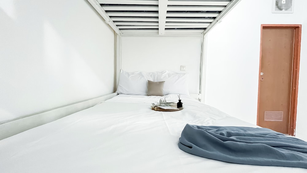 Cozy 1BR at Maple Park Sunter Apartment