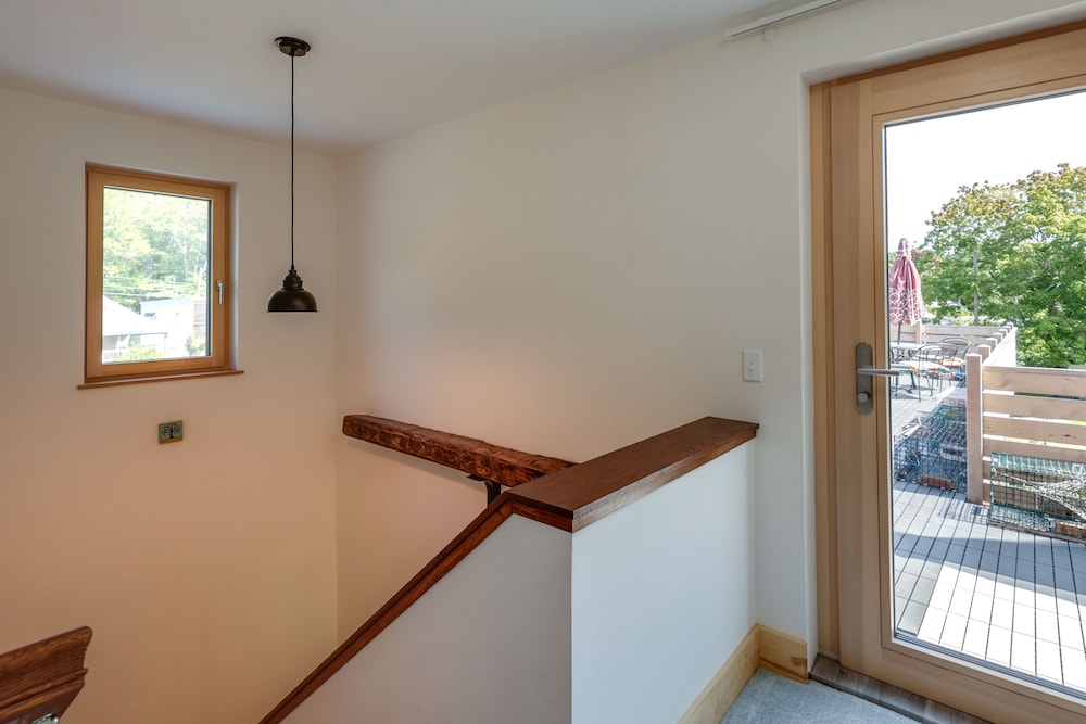 Acadia Home w/ Rooftop Deck - Close to Trails! view 5