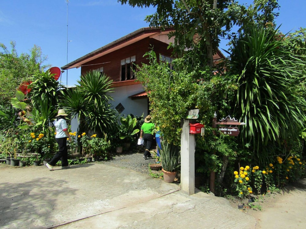Baan Kokmuang Homestay