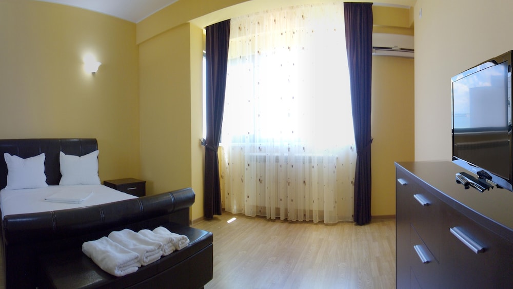 Apart holiday Athena Mamaia view 5