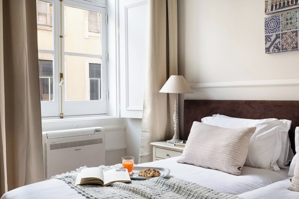 JOIVY Astonishing 1BR home in Baixa, 5mins to Santa Justa Lift