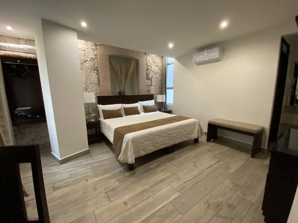 Zacatecas Vacations - Hotel Casa Faroles - Property Image 4