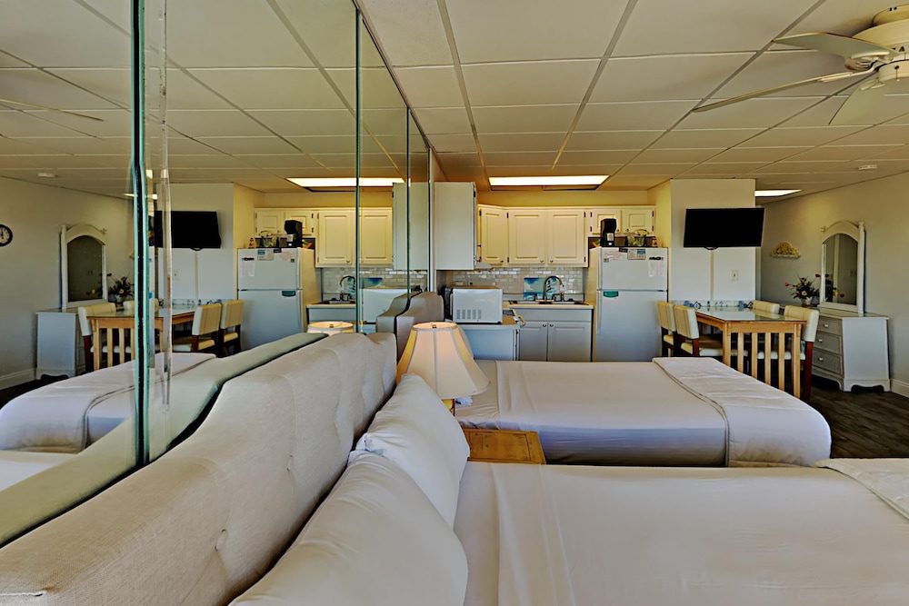 Continental Condominiums II by Resort Collection