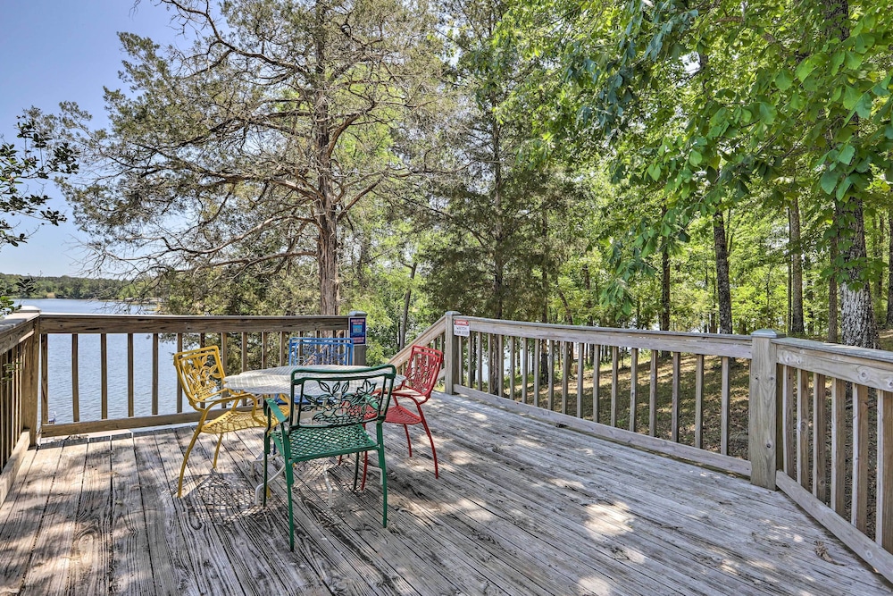 Milledgeville Vacations - House w/ Dock  Slide Situated on Lake Sinclair! - Property Image 8