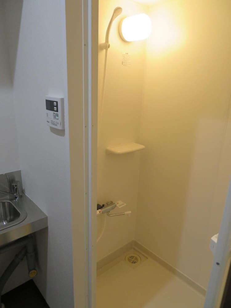 Azalea - Hostel