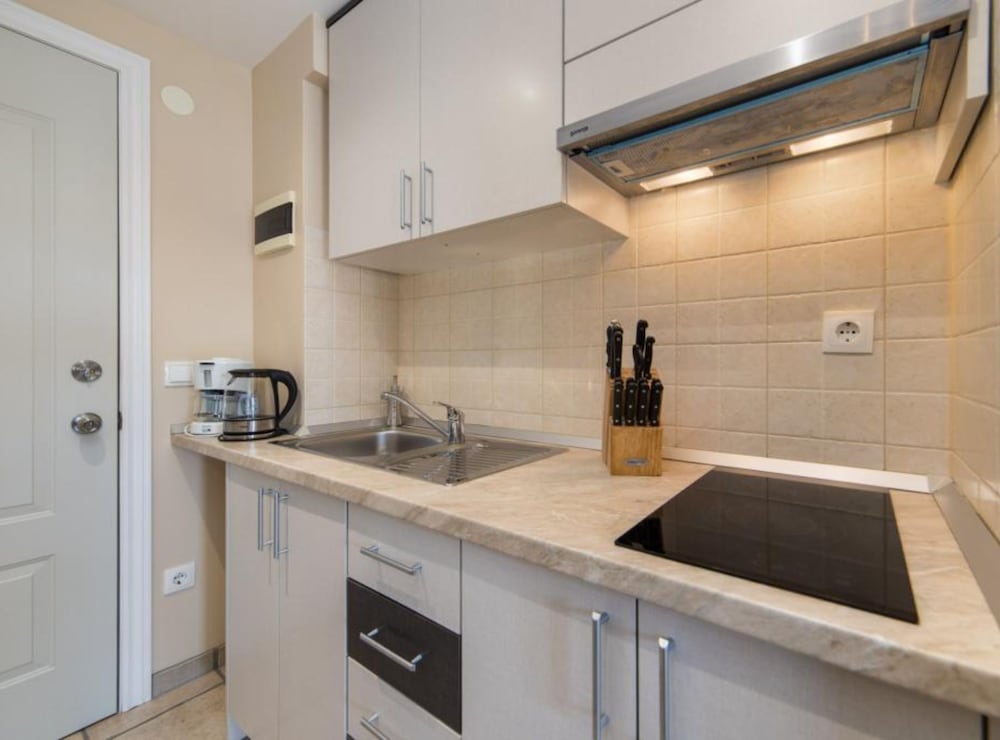 Apartments Nmn Drvenik