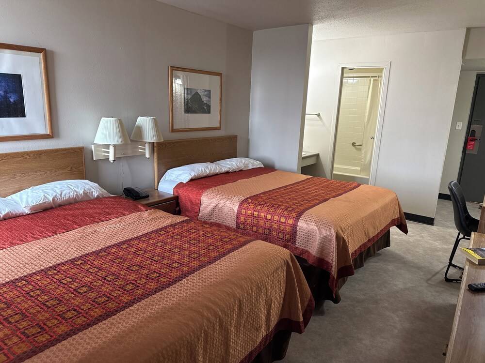 Smartwood Inn