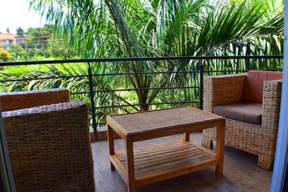 Tropical Villas