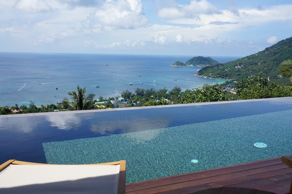 Naroua Villas