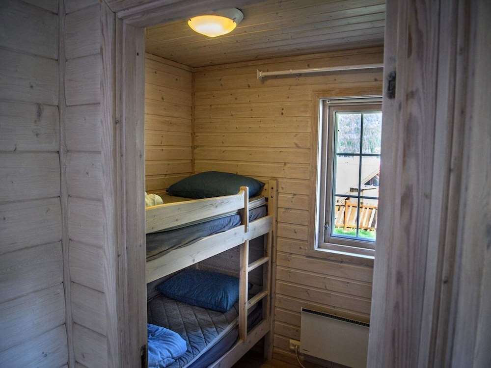 Spacious Holiday Home in Kinsarvik