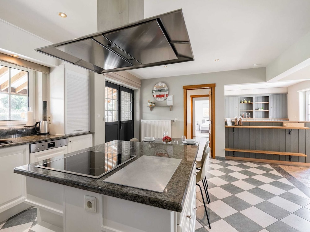 Alken Farm Stay With Terrace
