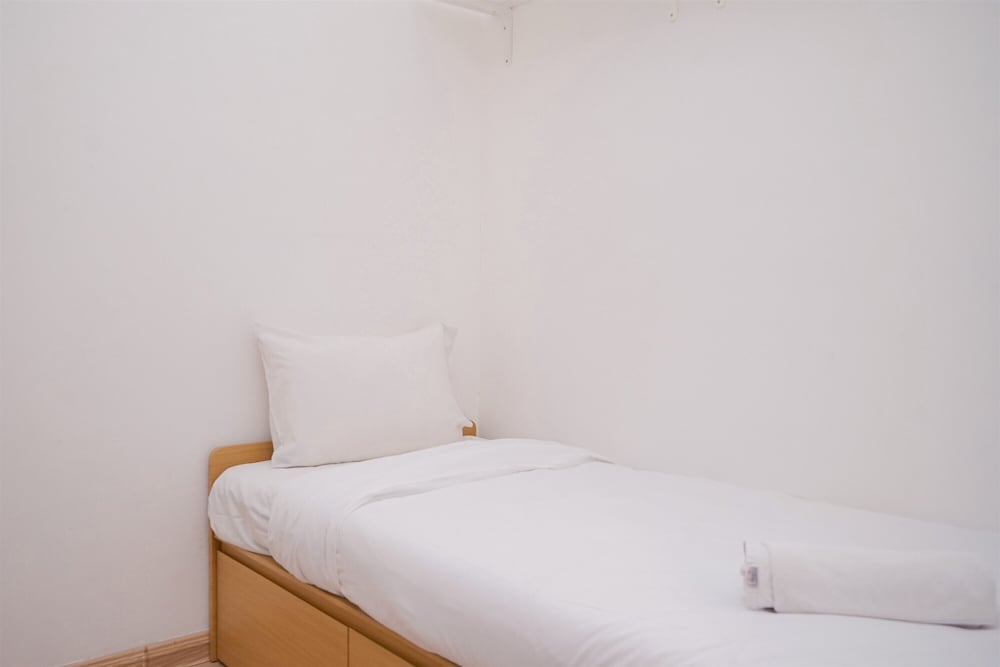Spacious & Elegant 3BR Apartment at Sky House BSD
