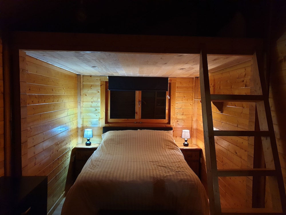 Rustic Retreat in Retford view 2