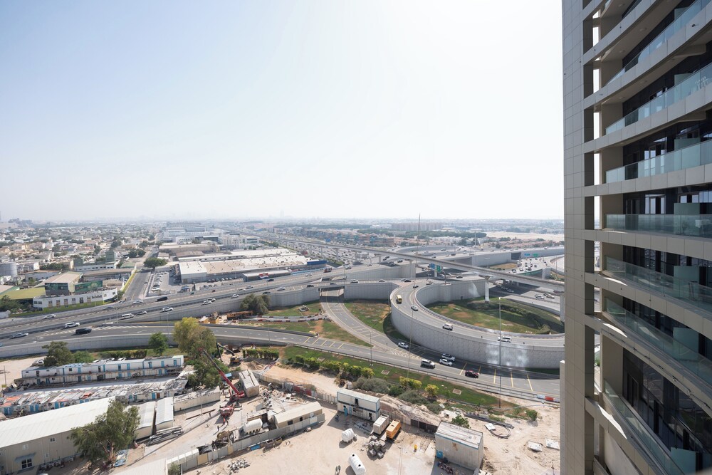 Keyrock Living - Stylish Dubai Stay